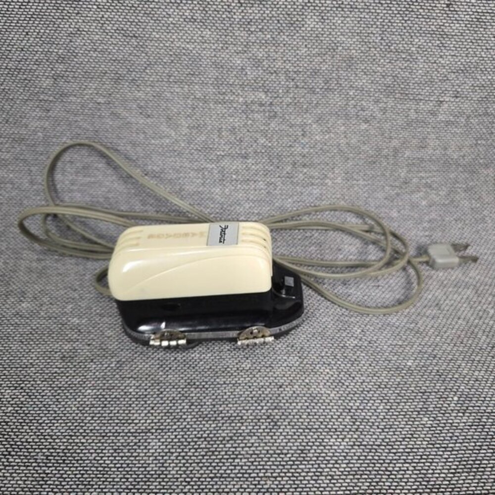 Fostoria Allover Hand‎ Massager Mod-53 Vintage 1950s Cream Black Good Condition